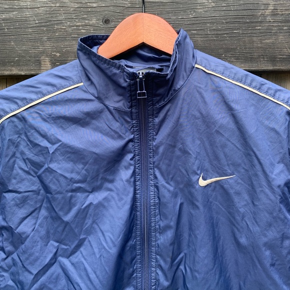 Vintage Nike Windbreaker - Picture 2 of 6